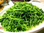 シャキシャキ豆苗炒め(中華料理 浅草橋 川の味)