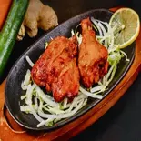【人気No.3】タンドリーチキン/tandoori chicken（ハリパリワール インド料理）