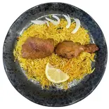 チキンタンドリービリヤニ・ライタ(Chicken Tandoori Biryani・Raita )（INDIAN HALAL RESTAURANT NEW MAHARAJA）