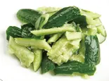 胡瓜のニンニク和え cucumber mixed with garlic paste 黄瓜拌蒜泥（清真小厨 日暮里店）