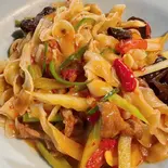 羊肉入りラグ麺の漬け白菜炒め（清真小厨 日暮里店）