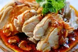 よだれ鶏丼 口水鸡盖饭（澤園 JAKUEN）