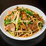 ニラレバ炒め Stir-Fried Liver and Leek（上海亭 梅島店）