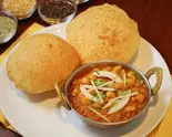 Chole Bhature チョーレーバトゥレー（ニルワナム愛宕店）