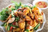 カエルと筍炒め Ech xao mang ( stir fried frog with bamboo)（ベトナム料理ハノイレストラン川崎）