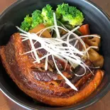 把子肉(バーズーロウ)丼（郷香源）