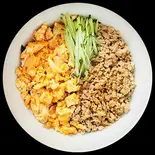 BEYONDチキン ～高タンパク低糖質・トレーニング/ダイエット～ 562kcal タンパク質:38g 脂質:20g 糖質:56g（プロテインラボ 大阪 PROTEINLAB. OSAKA）