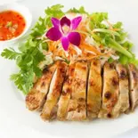 (20)鶏肉の網焼き（サームロット）