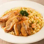 ピラフ＆豚トロ焼肉（えびピラフ専門店）