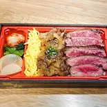 黒毛和牛カルビ＆ハラミステーキ弁当（大衆焼肉ホルモンやまだ上新庄店）