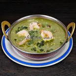 ほうれん草エビカレー Horensho Prawn Curry（ブルースカイBLUE SKY）