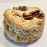 キャラメルとナッツのスコーン（Bibury Tea Rooms SCONEHOLIC OZASA）