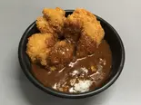 チキンカツカレー丼大盛 ご飯大盛、ルー大盛(焼鶏屋 太陽と大地)