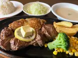 チキンステーキ＆特製ステーキ（ジョイステーキ）