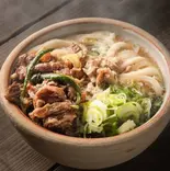 肉かすうどんhot udon with fried offal＆beef（うどん幸波）