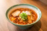 (辛)進化論辛らぁ麺（【月曜は「進化論」】らぁ麺Nii ※毎週月曜は二毛作ブランド『Nii 進化論』にて掲載中）