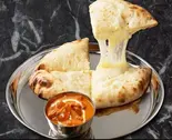 とろけるチーズナンセット Cheese Naan Set（インドネパール料理カレースプーン Curry Spoon）
