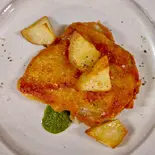 大山鶏モモ肉のパリパリ焼き サルサヴェルデ添え（LaFede）