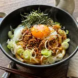 極・台湾まぜうどん（深夜弁当）