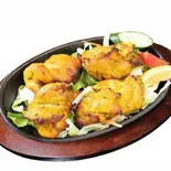 ガーリックティッカ4pcs Garlic Tikka 4pcs（INDIAN NEPALI RESTAURANT "JUNTARA"）