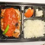 (5)トマトソースのチキンガーリックステーキ弁当（キッチンきむら）
