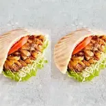 お得なセット！ピタケバブ2つgood value PITA KEBAB 2 piece（Masr kebab 町田店）