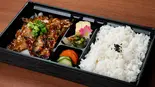 Sakuraの飛騨豚カルビ重（和牛すき焼きしゃぶしゃぶSakura）