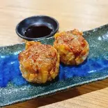 大粒!粗挽き肉 揚げ焼売 (2個)【酢醤油】(博多もつ鍋総本家 喜楽 清水店)