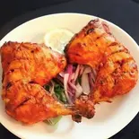 タンドリーチキン2P (Tandoori chicken)（ロイヤルタジ）