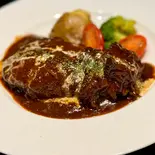 ビーフシチュー＆煮込みハンバーグ弁当（​Bistro＆BAR侍Fam）