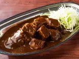 やわらか ゴロゴロビーフ社長カレー（アパ社長カレー 飯田橋駅南店）