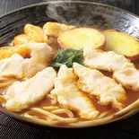 鶏天カレーうどん【深夜】（名物！出汁の効いたカレーうどん 土佐堀 亀一）
