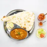 Aチキンカレー Chicken curry set(インド料理スーリヤ 東麻布店)