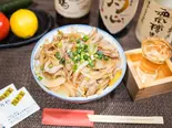 ネギ塩豚炒め丼（こだわりや隠れ家）