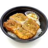揚げ鳥丼（丼デリ成増店）