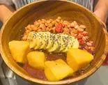 トロピカルマンゴー(ストロベリーグラノーラ)（surf cafe ulu Honmachi）