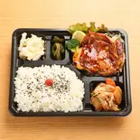 チキンステーキ弁当（まるべん）