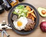 エッグブルックリンマッシュドビーフ プレート Egg Brooklyn Mushedbeef Plate（THE BUTCHER）