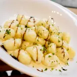 パルミジャーノレジャーノチーズのニョッキ（日本橋箱崎町ビンチェ）