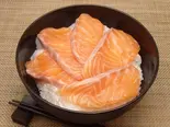 サーモン丼(笹互 綾瀬店)