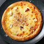 4種のチーズピザ（澤田家）