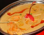 ココナッツチキンカレーCoconut chicken ナンorライス付（JUNTARA CURRY）