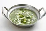ほうれん草チキンカレー/Sag Chicken Curry(インドネパール料理シャマーマハル)
