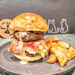 ダブルBLTチーズバーガー（Funny Bunny）