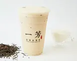 紅茶ミルクティー（一芳台湾水果茶 浅草雷門店）
