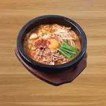 旨辛カルビうどん（焼肉丼・旨辛うどん すみのえ食堂）