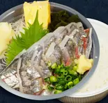 【名物】大切りアジ刺し丼<増し増し>(大アジ一匹分)特価（昭和食道）