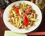牛肉のXO醤炒め (牛肉XO酱)Stir-Fried Prawn with XO Sauce(チャイナ厨房 亀戸駅前店)