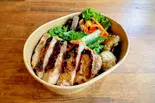 自家製塩麹でしっとり仕上げた鶏照り焼き弁当 ご飯大盛り（円彩 En Sai）