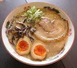 豚骨玉子ラーメン（マイちゃん ラーメン）